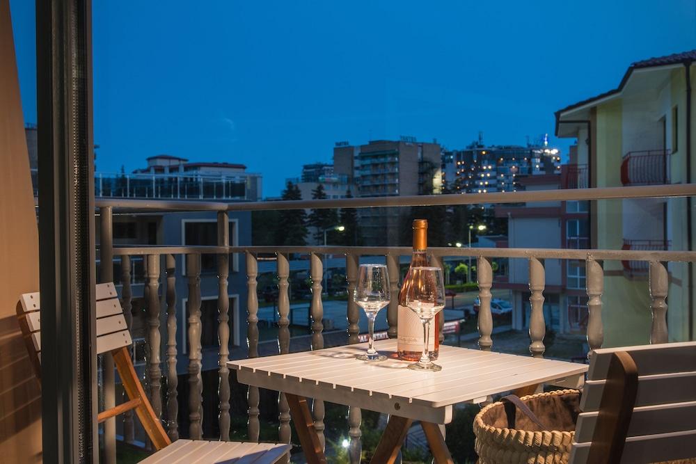 Tm Deluxe Hotel Slantchev Briag Extérieur photo