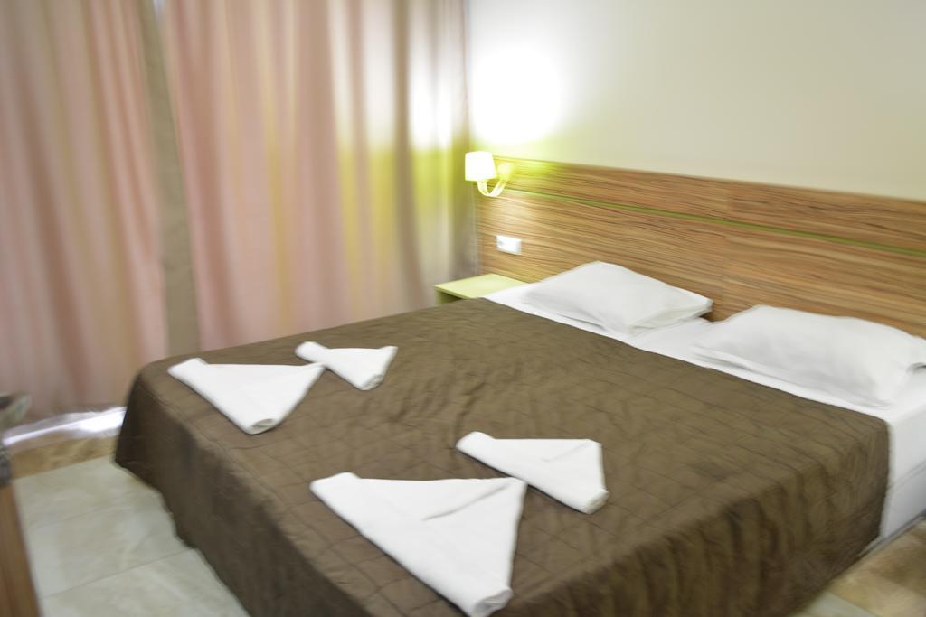 Tm Deluxe Hotel Slantchev Briag Extérieur photo